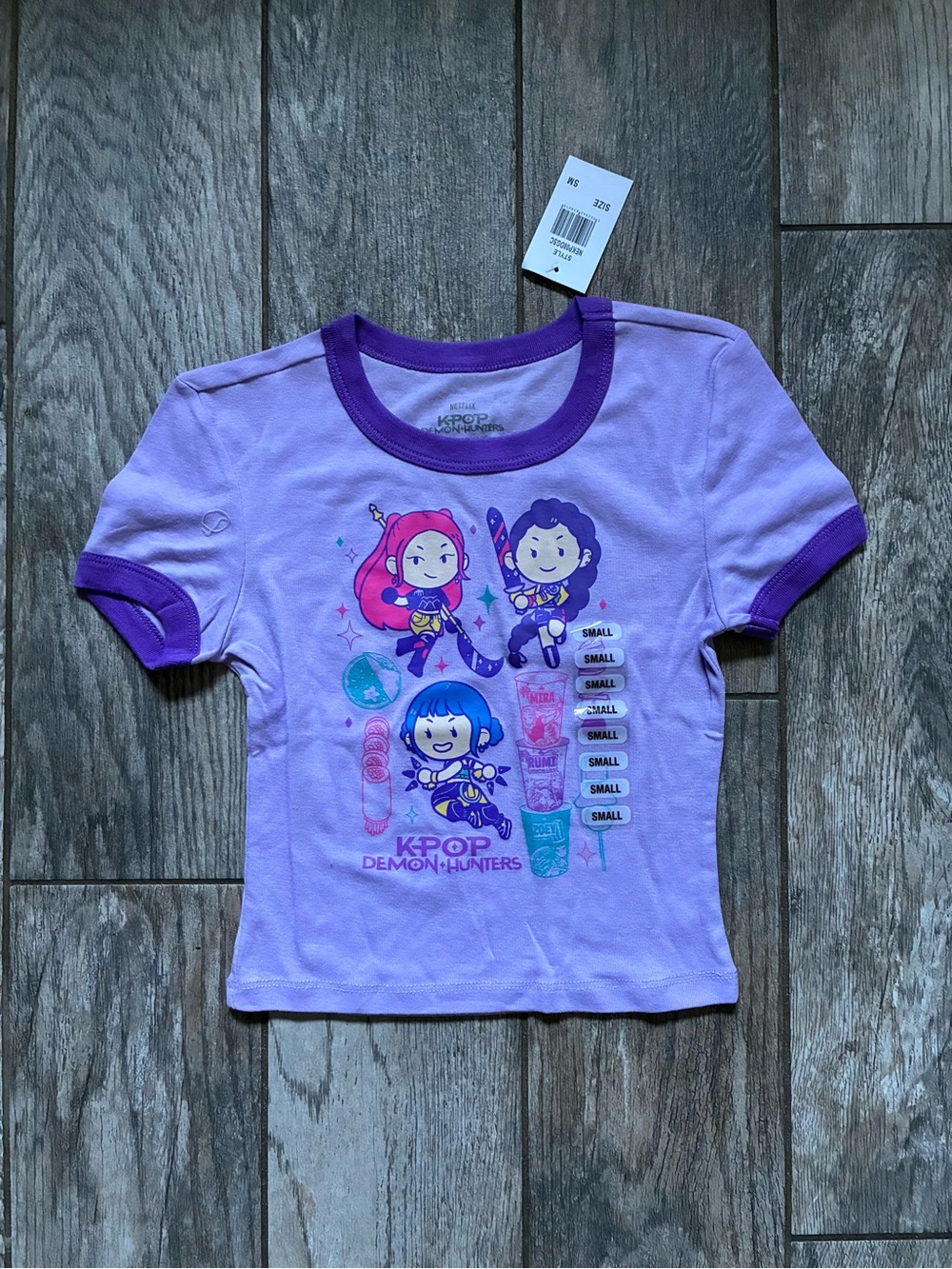 K-Pop Demon Hunters Graphic Tee Kids Size Small NWT